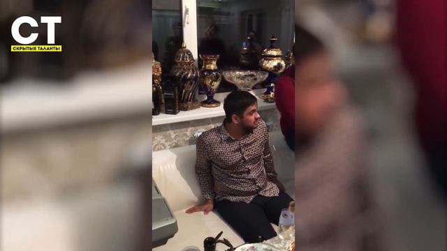 Слава Новиков ПОЕТ ПРЕКЛОНЮ КОЛЕНО смотреть онлайн