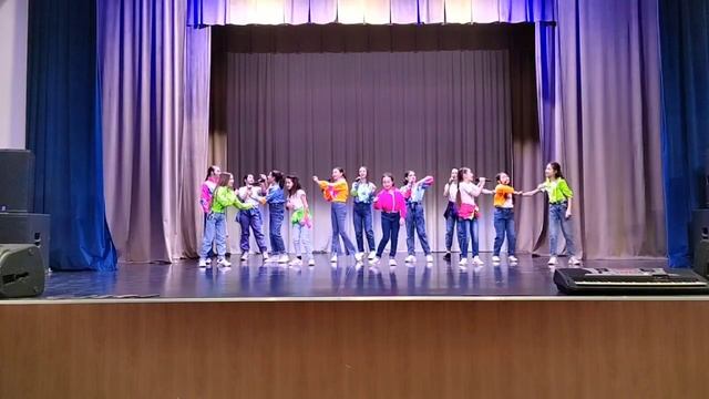 Вокальный ансамбль «Карамельки» - песня «Нарисуй» смотреть онлайн