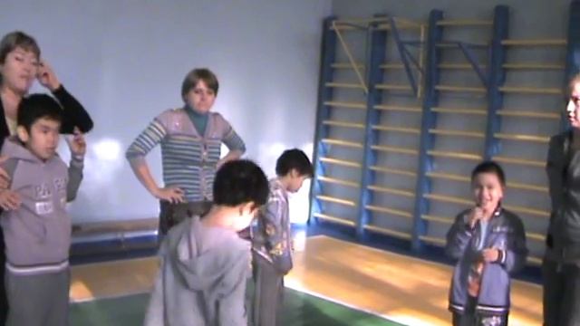 Урок физкультуры 1