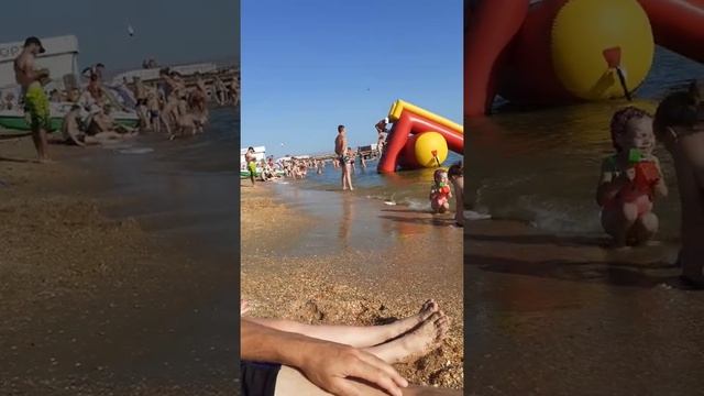 Витязево 9 июля 2021 Нашествие божьих коровок! Кошмар отдыхающих. смотреть онлайн