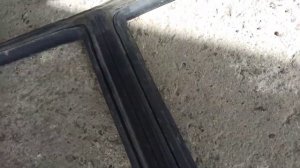 Уплотнитель дверных проемов на Субару Легаси 92 г. Запчасти на субару легаси. уплотнители кузовщина