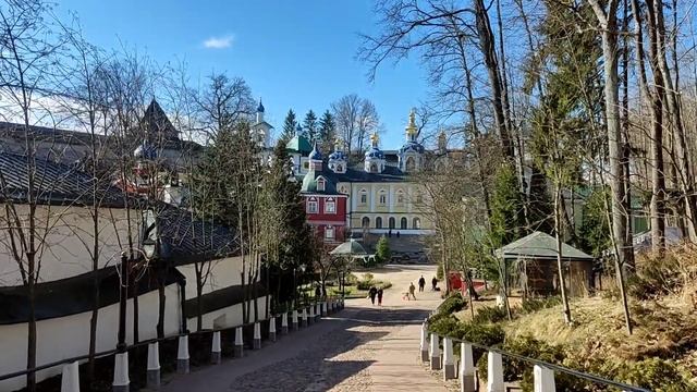Город Печоры. Псково-Печорский монастырь / Pechory. Pskov-Caves monastery смотреть онлайн
