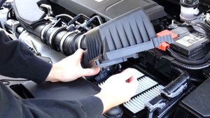 10th Gen. Honda Accord 2.0 - How-To: Engine Air Filter Replacement