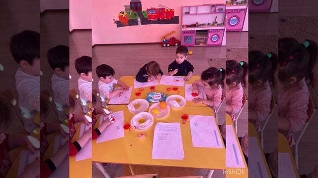 Занятие по рисованию в группе раннего возраста