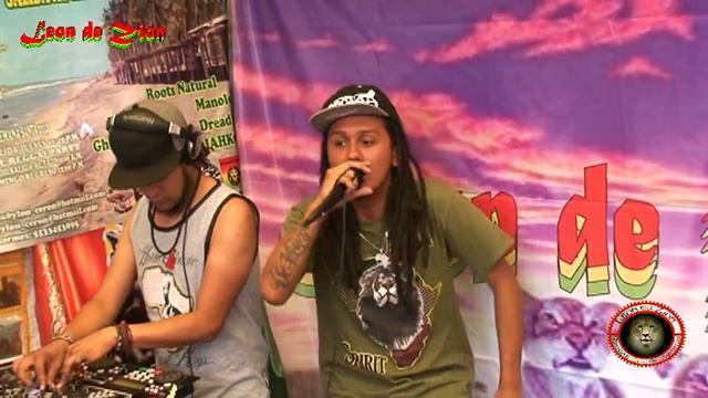 JUNIOR SAMBO EN LEON DE ZION TEPITO смотреть онлайн