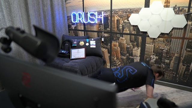 50 ОТЖИМАНИЙ ДЛЯ ХЕЙТЕРОВ смотреть онлайн