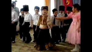Детский танец "Казаки" - прикол. Детский сад 65 г.Волжский Волгоградской области