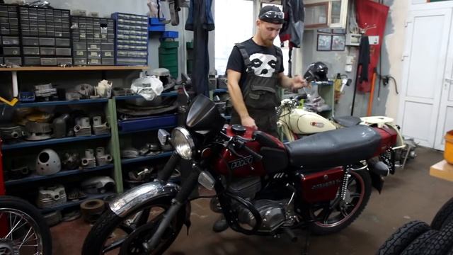 Мотоцикл ИЖ Планета-5. Реставрация. Мото обзор. Мотоателье Ретроцикл смотреть онлайн