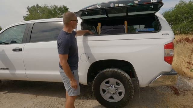 Which Tundra Should We Keep? 2021 Crewmax or 2006 Double Cab смотреть онлайн