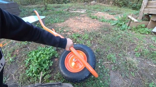 НОВАЯ ТАЧКА В ПОДАРОК ОТ ПОДПИСЧИКОВ ! СБОРКА И ПОКАТУШКИ ПО СОПКАМ ! СТОЛЫЧ ДАЧА В ПРИМОРЬЕ ! смотреть онлайн