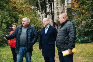 Максим Красноцветов оценил содержание придомовых территорий на центральных улицах в Пушкино