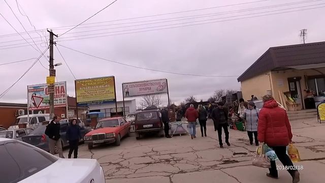 Рыночный день в Варениковской