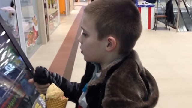 Армавир ТЦ Красная Площадь, прогулка +покупки смотреть онлайн