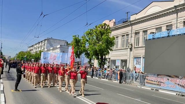 Численность населения симферополя 2024. Парад Победы Симферополь 2021. Парад России. День Победы парад. Парад в Крыму 2014.