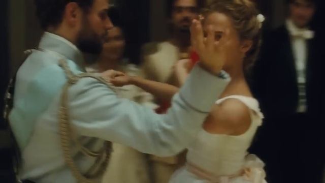 Anna Karenina 2012 - Anna and Alexey Vronsky dance scene (HD) смотреть онлайн