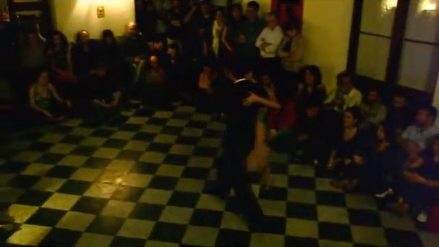 Corina Herrera y Leo El Pibe Pankow bailan en Milonga El Tigre y El Dragón 4 de 4 смотреть онлайн