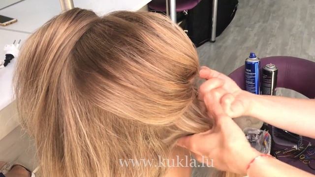 2 hairstyles for middle length hair| Simple textured bun for thin hair | Textured simple low bun смотреть онлайн