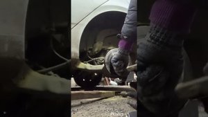 Замена задних тормозных дисков и колодок на хендай солярисе