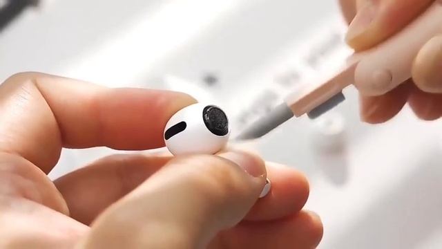 Многофункциональный набор 7 в 1. Для чистки наушников, смартфона, компьютера и клавиатуры смотреть онлайн