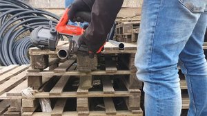 Kompaktais lentzāģis | Компактная ленточная пила | Milwaukee | M12 FBS64 | Tests | Тестируем