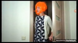 Рекцая на мака видиео называется тупой против умнава