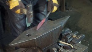 43 Клинок с приваренным лезвием