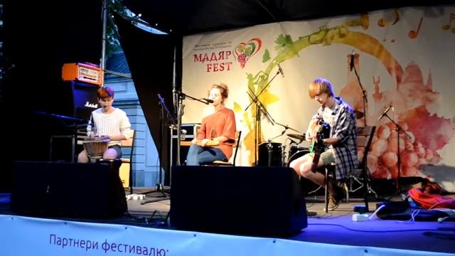 Гурт Один в каное на Мадяр Фест 2012