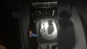 Renault Koleos Замена лампы акпп