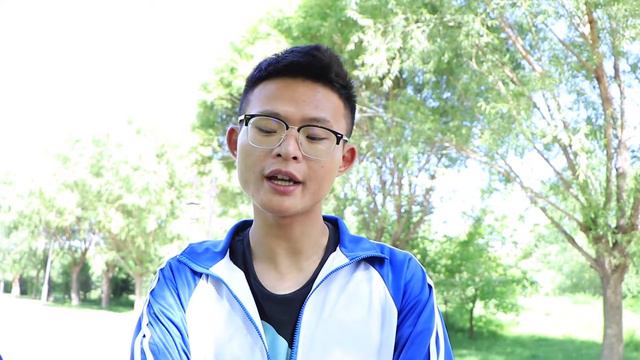 搞笑劇：蠟燭在水底能燃燒嗎？學生拿杯子輕鬆做到，贏走三級頭【蘋果梨劇場】