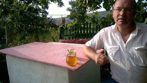 Теряет ли мед свои свойства в горячем чае ?