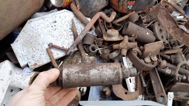 я обалдел когда увидел что сдали на металлолом. Новые находки на металлоломе.