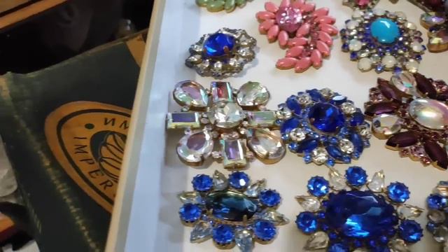 АНТИКВАРНЫЙ МАГАЗИН на МИНСКОЙ 2021. Бижутерия. Советский фарфор. Хрусталь СССР. Броши Чехословакия смотреть онлайн