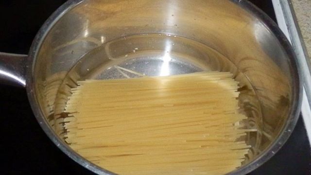 Макароны с консервированной сайрой