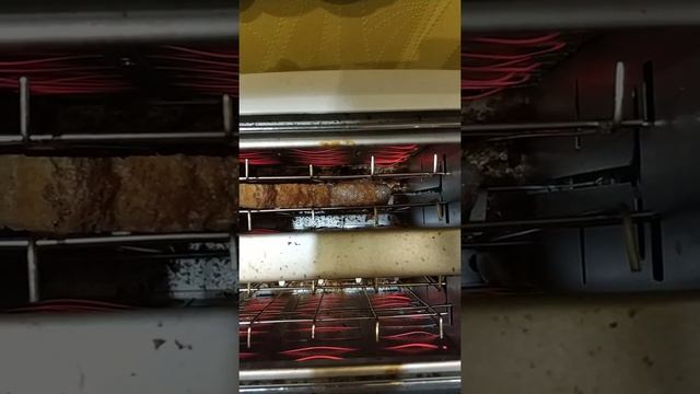 Хлеб пенится в тостере !!!! смотреть онлайн