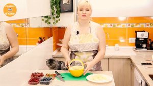Как красиво нарезать Дыню! Корзина из дыни с ягодами.