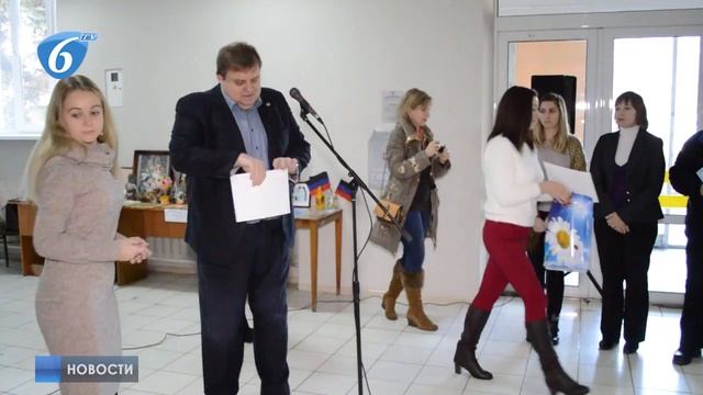 Выставка декоративно-прикладного искусства в администрации города смотреть онлайн