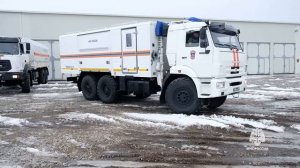 Камчатка.  Выезд автоколонны Камчатского спасательного центра в поселок Ключи (видео от 13 апреля)