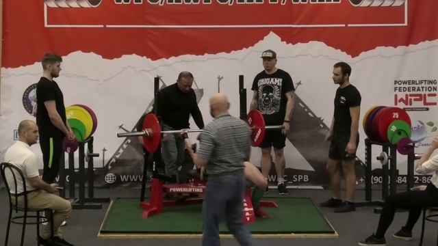 Юлия Абрамова. Подходы в жиме лежа. смотреть онлайн