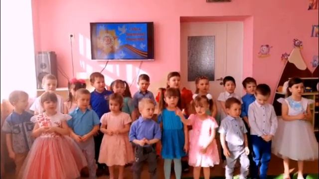 С 23 ФЕВРАЛЯ.mp4 смотреть онлайн