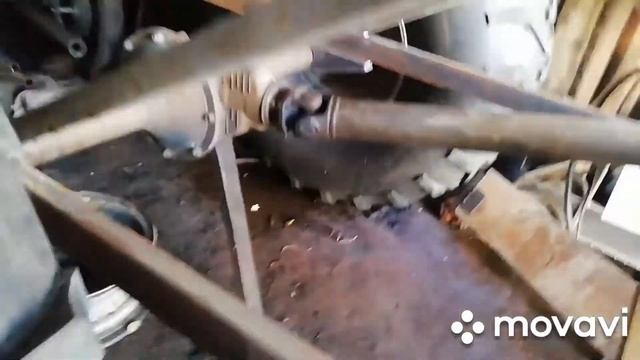 Самодельный вездеход "Урал" Часть#5 Крепим мост. смотреть онлайн