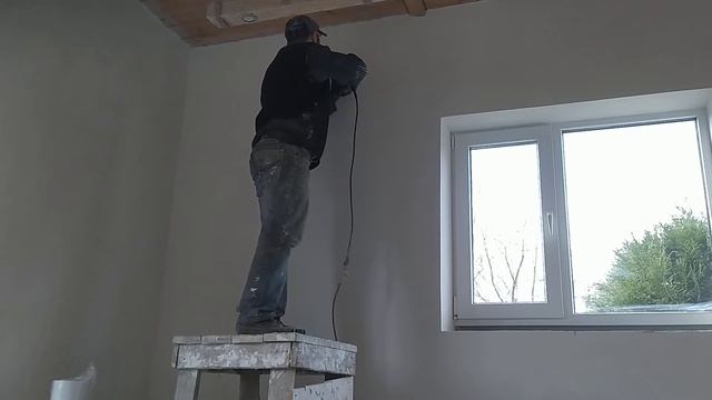Вытяжка в кухне,вентиляция в котельной.