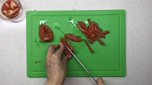 САЛАТ "СЫТЫЙ МУЖ". Свежий, сочный и фантастически вкусный салат из говядины и овощей.