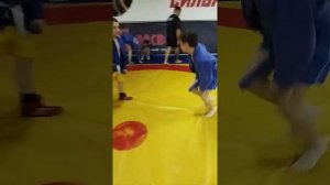 Броски затем сразу борьба по правилам самбо продолжение