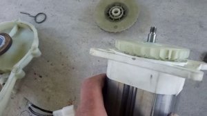 Ремонт газонокосилки Ryobi RLM 15E36H. Скрещивание  Ryubi и Champion