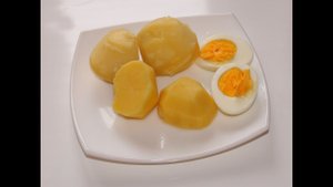 Как сварить картошку в мультиварке, вкусный вареный картофель с яйцами