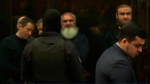 Вынесен приговор бывшему сенатору от Карачаево-Черкесии Рауфу Арашукову и его отцу
