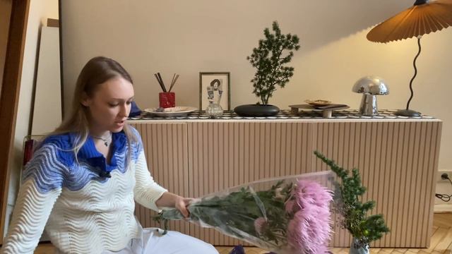 Влог художника. Декабрь. Участие в выставке и работа над заказами. смотреть онлайн