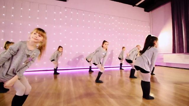 Современная хореография - Дети | Школа танцев Alexis Dance Studios смотреть онлайн