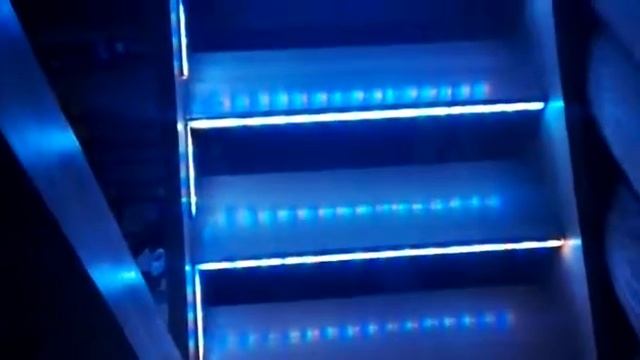 Освещение лестницы смотреть онлайн