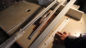 Профилья алюминиевые T track для настольной пилы